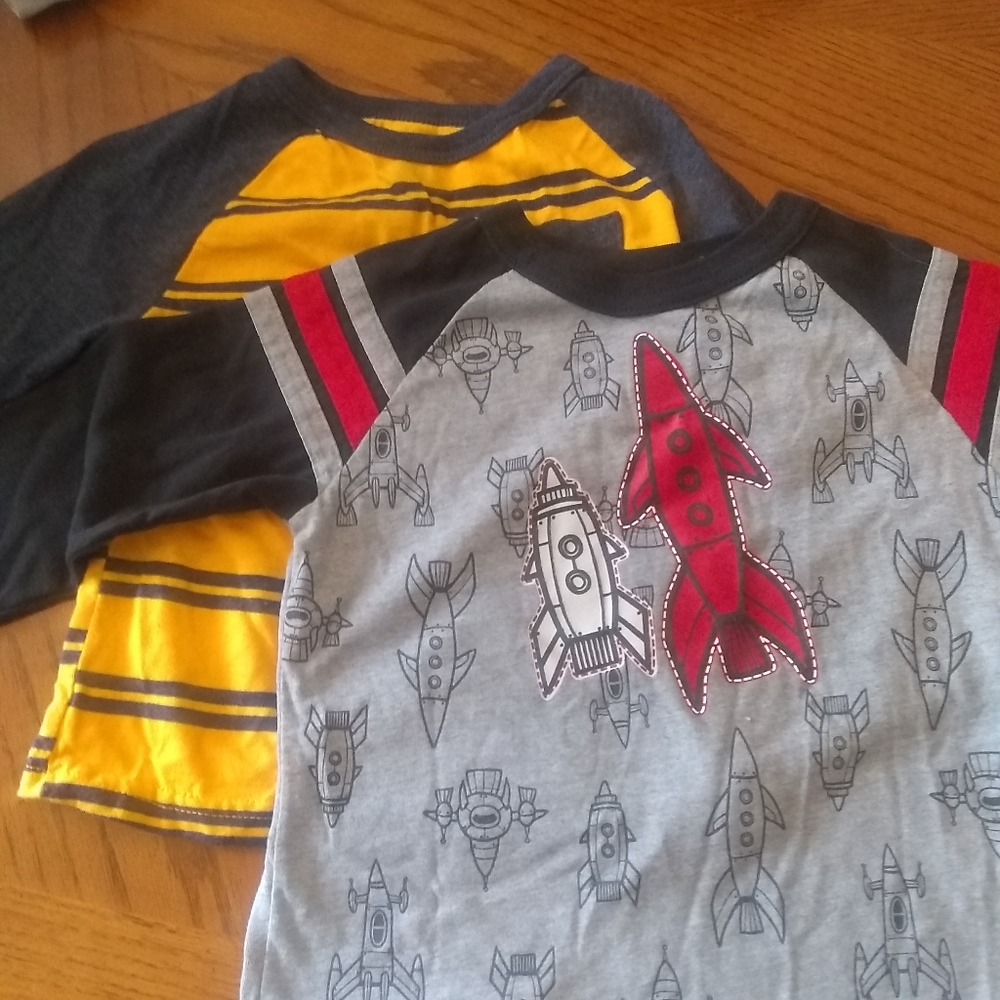 Boys 2T shirts